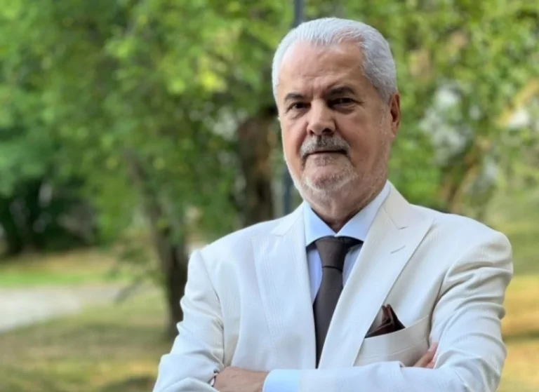 Ce înseamnă, de fapt, „noaptea cuțitelor lungi” pentru PSD: dezvăluirea lui Adrian Năstase și mizele uitate.