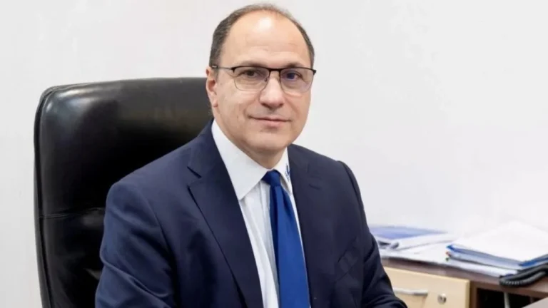 Legea salarizării profesorilor rămâne blocată: promisiuni mari, realitate incertă