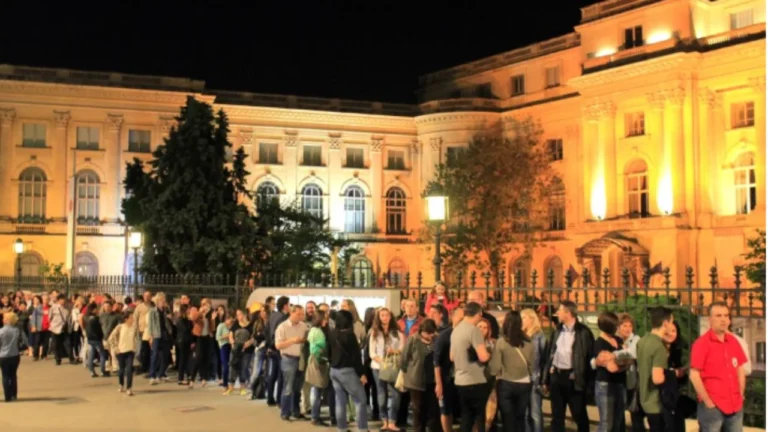 Noaptea Muzeelor 2026: Ce evenimente speciale îi așteaptă pe vizitatori în București